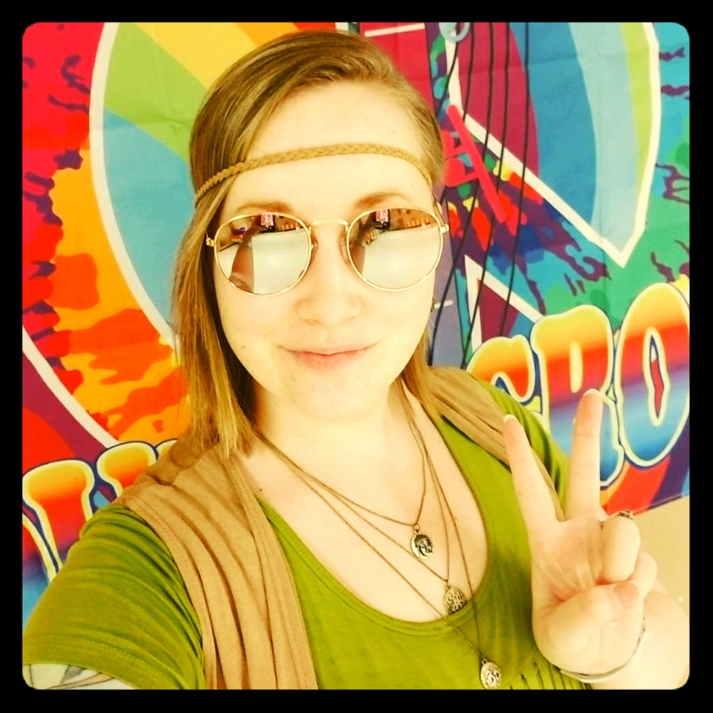 ☯️SALE☯️ Closing my closet!